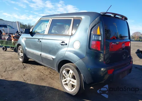 2011 Kia Soul + из США, поврежденный, VIN KNDJT2A21B7200399